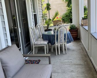 Ocean Beach Park Lawrence M.Hosp Mitchellcollege Coast Guard Academy Ct College - New London - Balcony