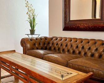 Hotel Servilia - Carmona