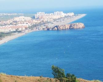 Hostal Mary Tere - Salobreña - Beach
