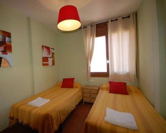 Hotel Led Sitges - סיטגס - חדר שינה