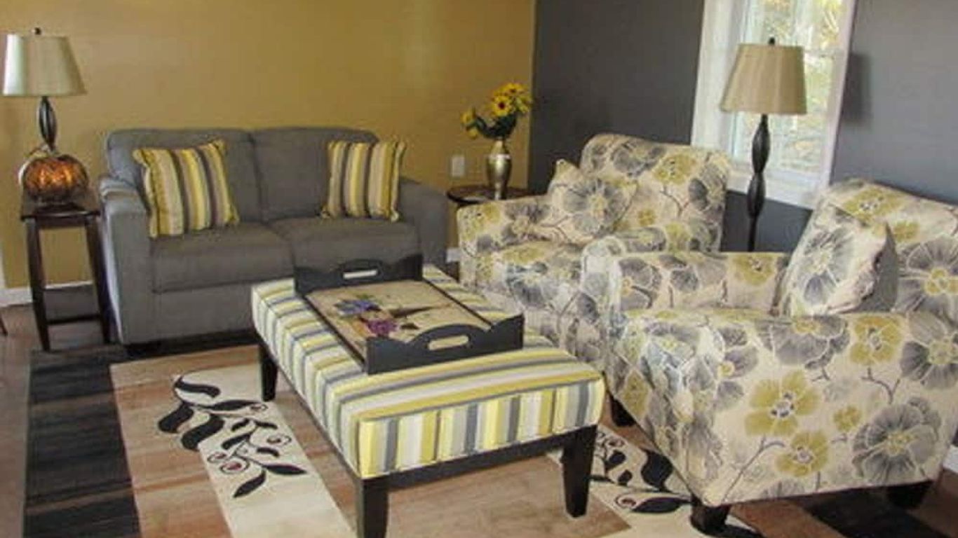 Deer Creek Winery at Brooks Estate