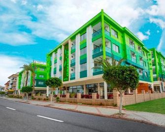 Greenlife Hotel - אלניה - בניין