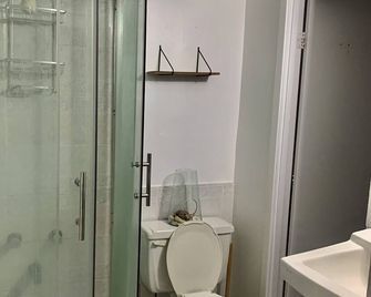 Private near Airport - Mississauga