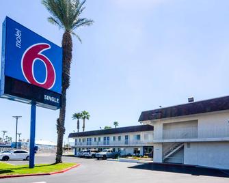 Motel 6 Indio Palm Springs Area - Indio - Building
