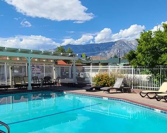 Historic Dow Hotel - Lone Pine - Pool