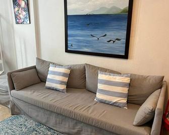 Kasa Roof Top 6 1 Bed 1 Bath For 2 Guests Amazing Views Old San Juan - San Juan - Oturma odası