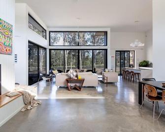 Dogwood - Pokolbin - Lounge