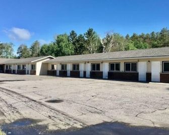 Northside Motel - Dryden - Edificio