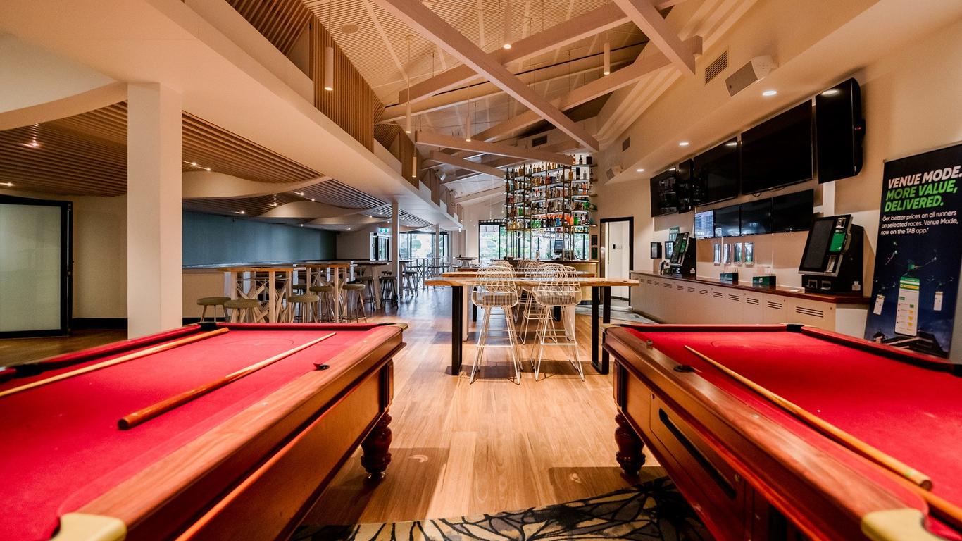 كالم فال سويتس آند كونفرنس سنتر