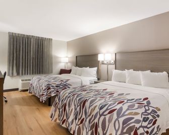 Red Roof Inn Radcliff - Radcliff - Habitación