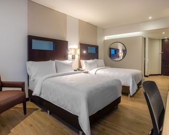 Holiday Inn Bogota Airport By IHG - Bogotá - Habitación