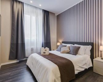 Hanky Suite - Rome - Bedroom