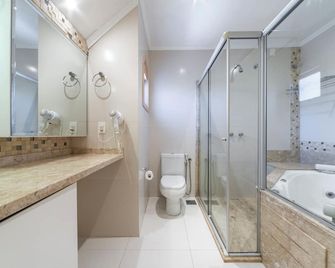 Hotel Vista do Vale - Gramado - Baño