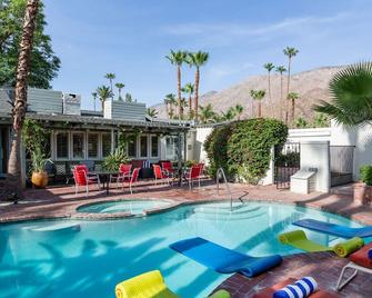 Songwriter`s Sanctuary In Movie Colony Neighborhood! Private! Walk to Downtown! - Palm Springs - Pool