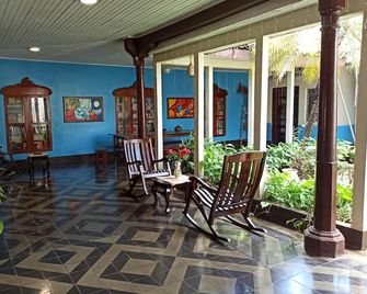 Hostal Harvest House - León