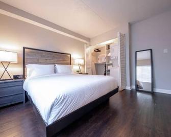 Avenida - Tampa - Bedroom