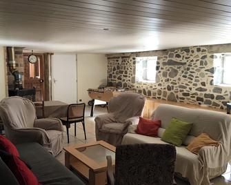 Gîte des 2 Lacs - La Godivelle - Sala de estar