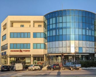Delta Rooms - Olbia - Bâtiment