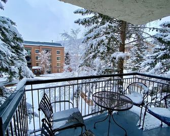 Best Location Main St Town Lift Sleeps 6-8 Heated Pool & Hot Tub Free Parking - Park City - Balcony