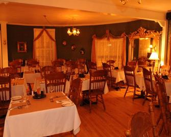 Auberge De La Tour Du Lac - Sainte-Agathe-des-Monts - Restaurant