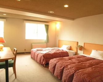 Takasaki Ekimae Plaza Hotel - Takasaki - Bedroom