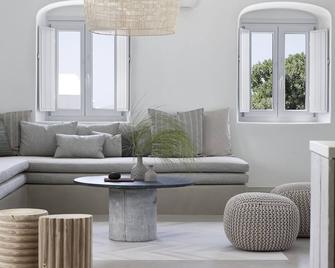 Seascape Suite 1, Akrotiri - Akrotiri - Wohnzimmer