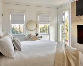 Ehp Resort & Marina - East Hampton - Bedroom