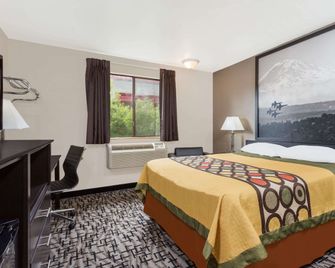 Super 8 by Wyndham Bremerton - Bremerton - Soverom