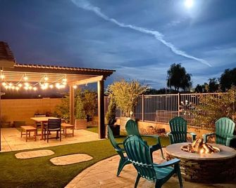 Mermaid Cove Az - 4bd/2bth House - Queen Creek - Patio