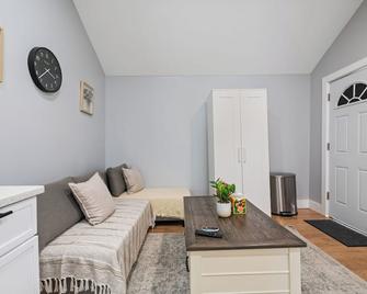Lunavista Cozy Studio - Hempstead - Wohnzimmer
