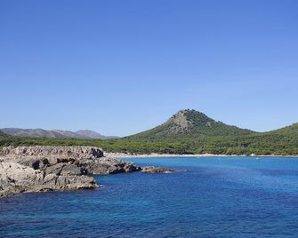 Apartamentos Don Quijote - Cala Rajada - Piscina