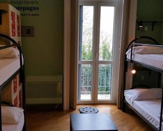 Hostel Lumiere - Milan - Bedroom