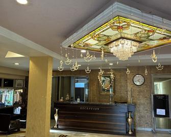 Kailash Parbat - Lonavala - Front desk