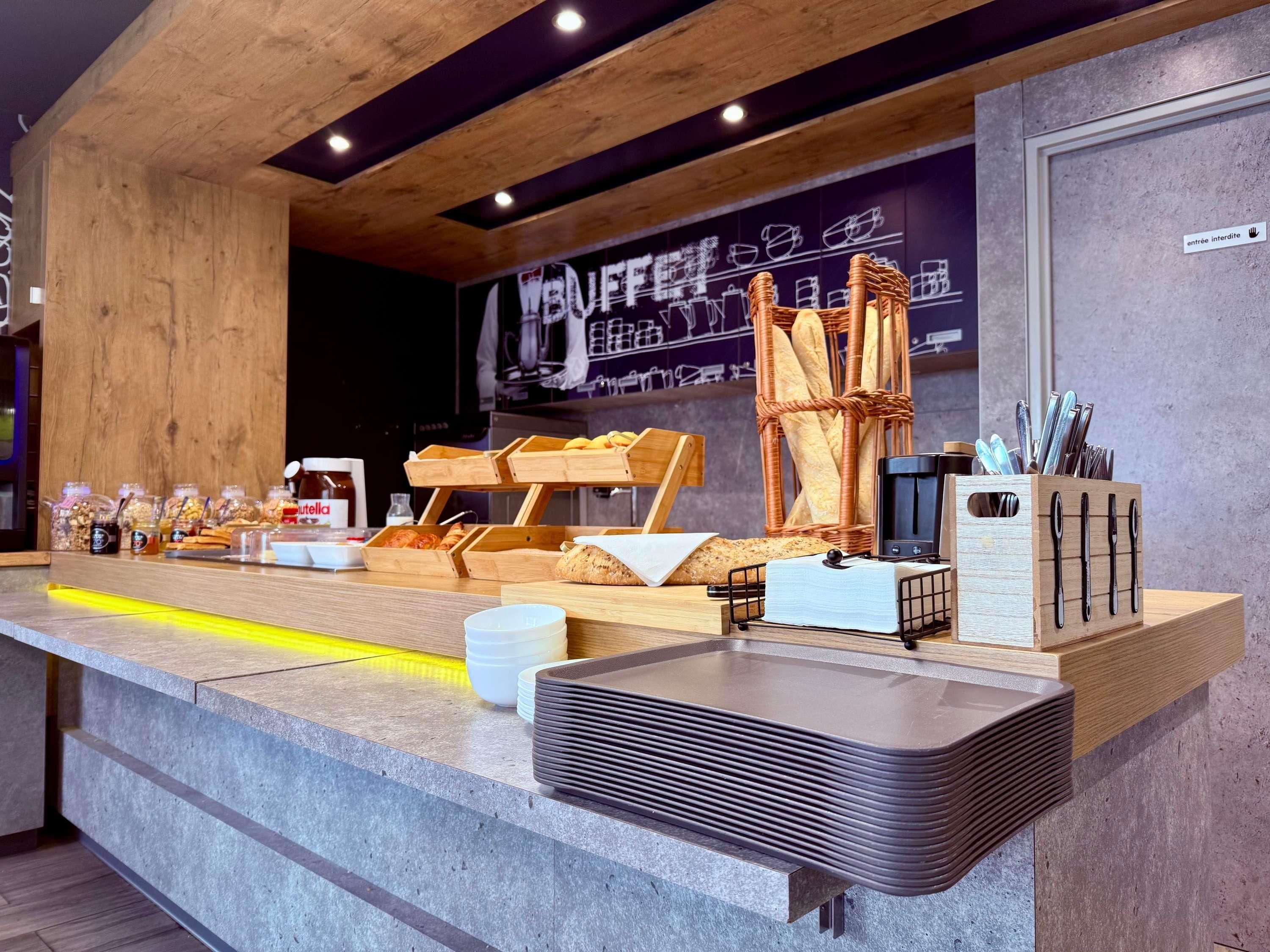 إيبيس بودجيه مارسي فيترول