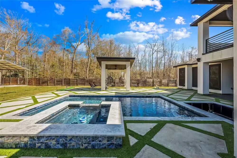 Modern Luxe Oasis with Pool - Dayton - Piscina