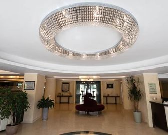 Hotel La Dimora del Baco - Áquila - Hall
