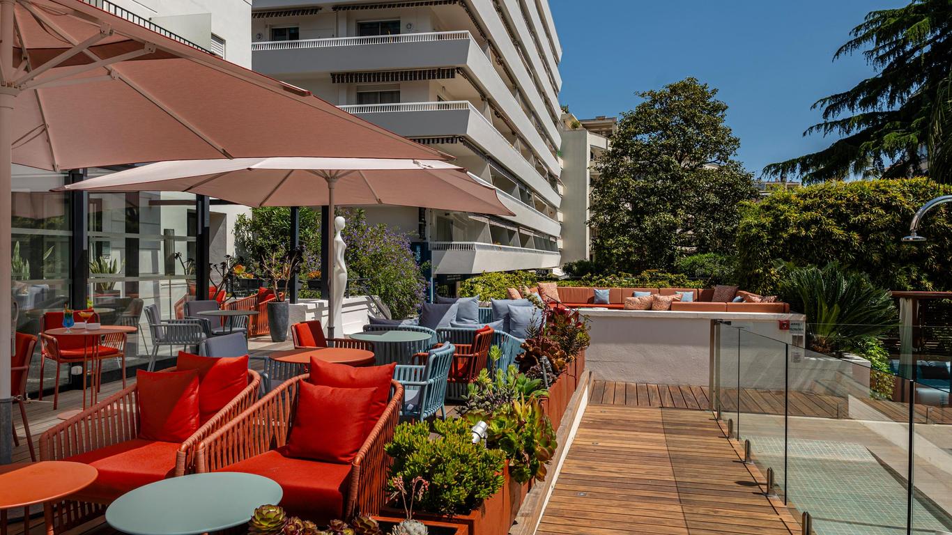 Hotel Le Canberra