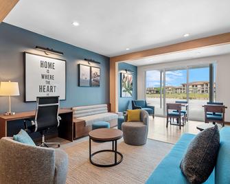 Everhome Suites Brownsville - ブラウンズヴィル - ラウンジ
