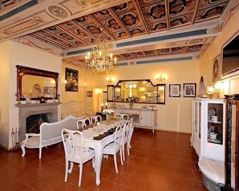 Historic House With A View In Soriano Nel Cimino - Soriano nel Cimino - Sala pranzo