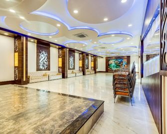 Super Capital O Gulmohar Marriage Garden - Dhanbād - Lobby