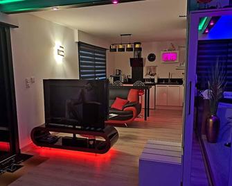 L'aurore Suite De Charme, Clim Jacuzzi, - Carpentras - Kitchen