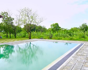 Kawan Forest Villa - Tissamaharama - Piscina