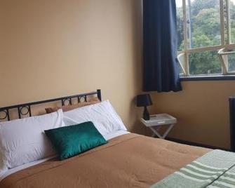 Archies Bunker Affordable Accommodation - Napier - Bedroom