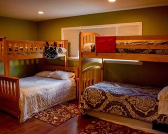 NEW - Havilahland Guest House on a Farm - Gilroy - Bedroom