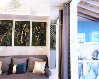 Home in Paris Orsay - Grenelle Romantic Flat - פריז