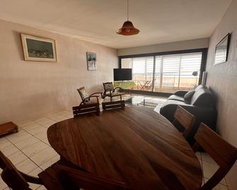Apartment Les Sables-d'Olonne, 2 bedrooms, 5 persons - Les Sables-d'Olonne - Ruokailuhuone