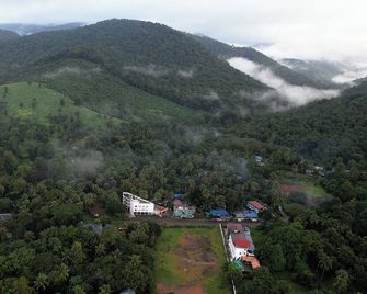 Sreeja Myst - Vettilappara - Vista del exterior