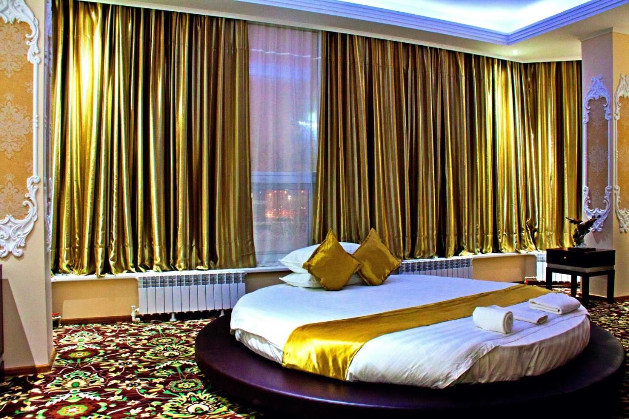 Sky Luxe Hotel thumbnail 2