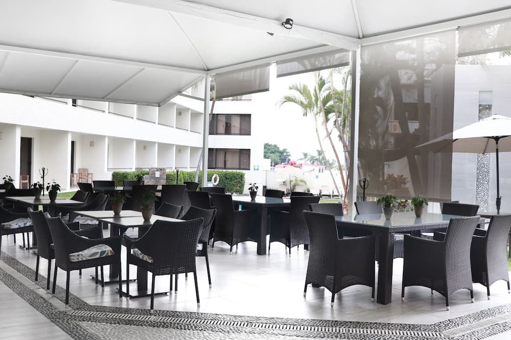 كاسا فرانسيسكو كويرنافاكا - كورنافاكا - مطعم