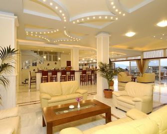 Selini Suites - Kolymvari - Lobby